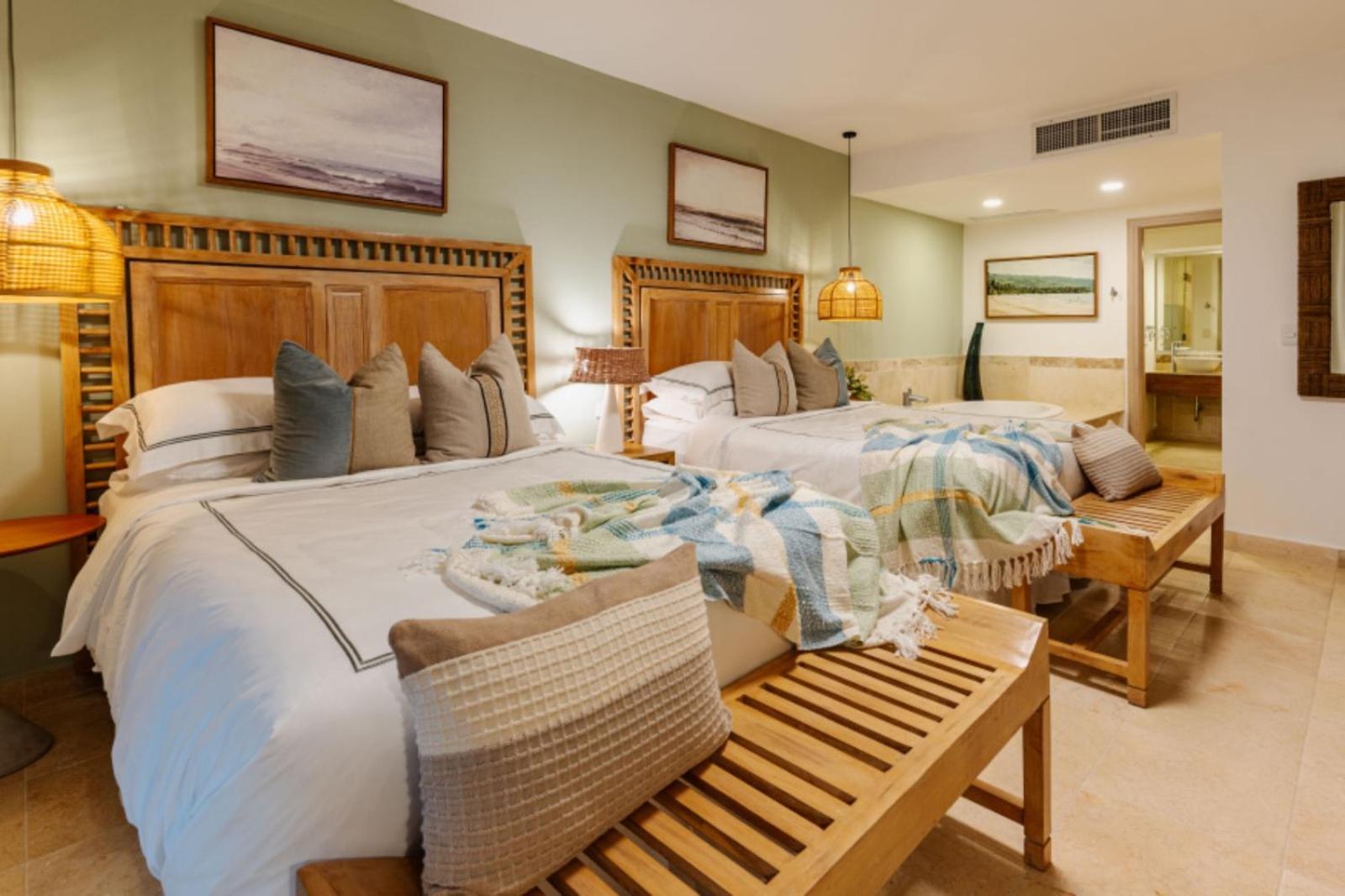 Punta Palmera Beachfront Apartment