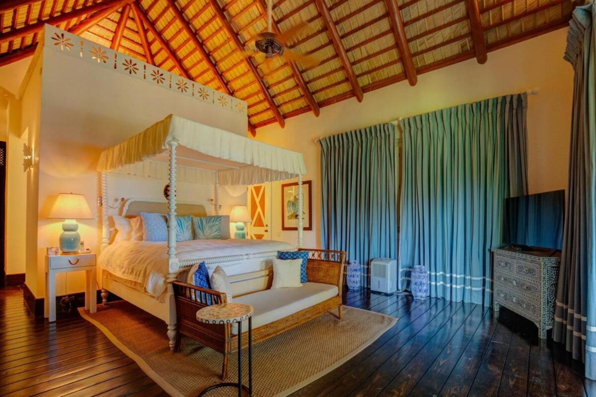 Villa Luxury In *