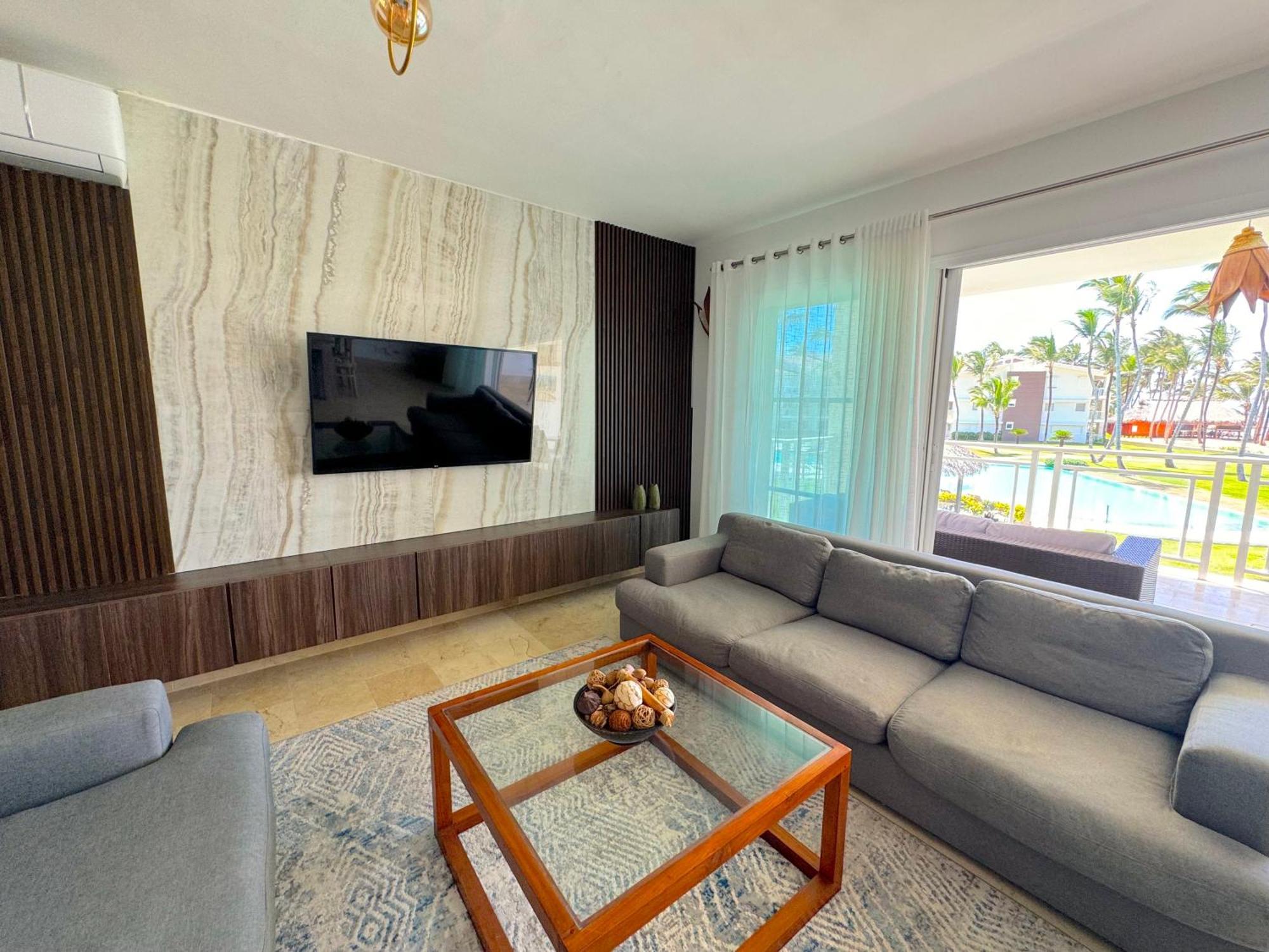 Front By Playa Palmera Apartamento *