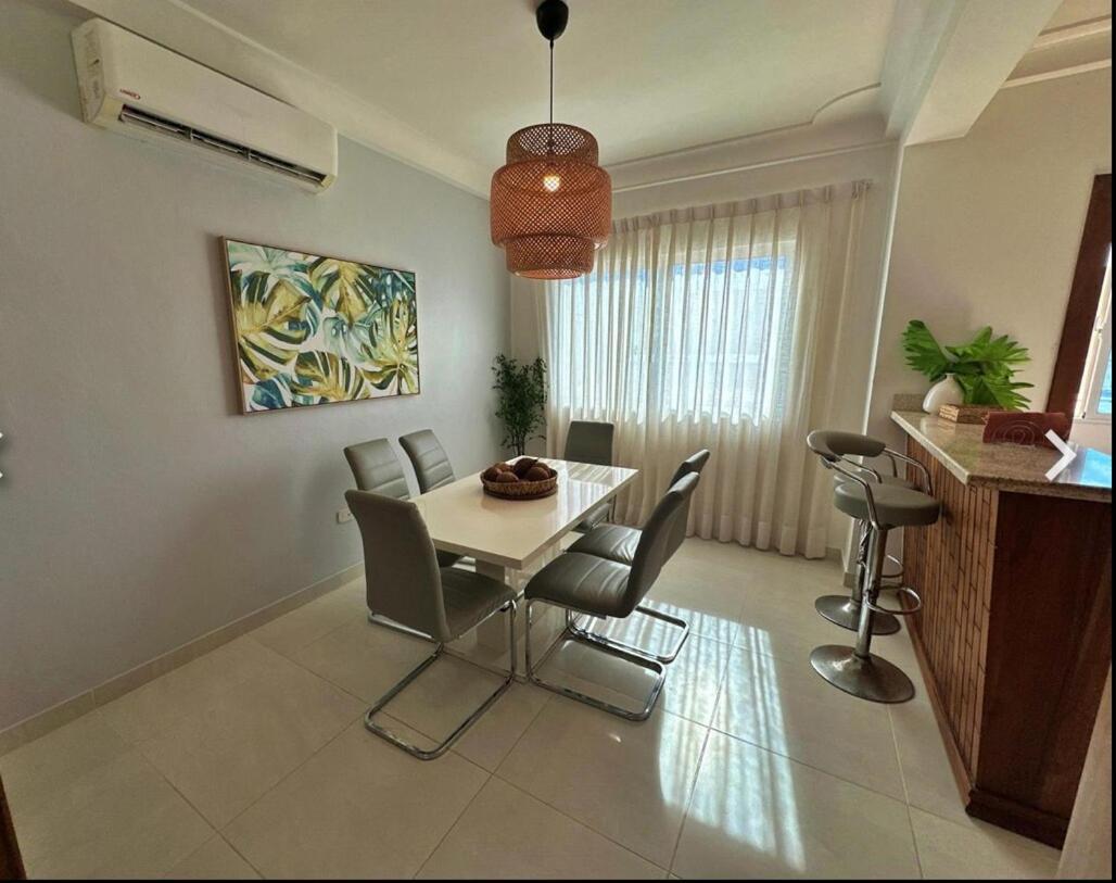 Apartment Stunning 2bd In *