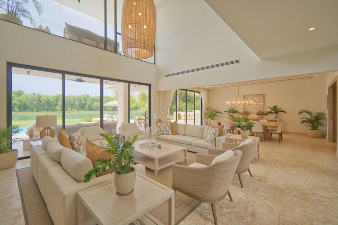 Holiday home Modern With Staff In Golf N