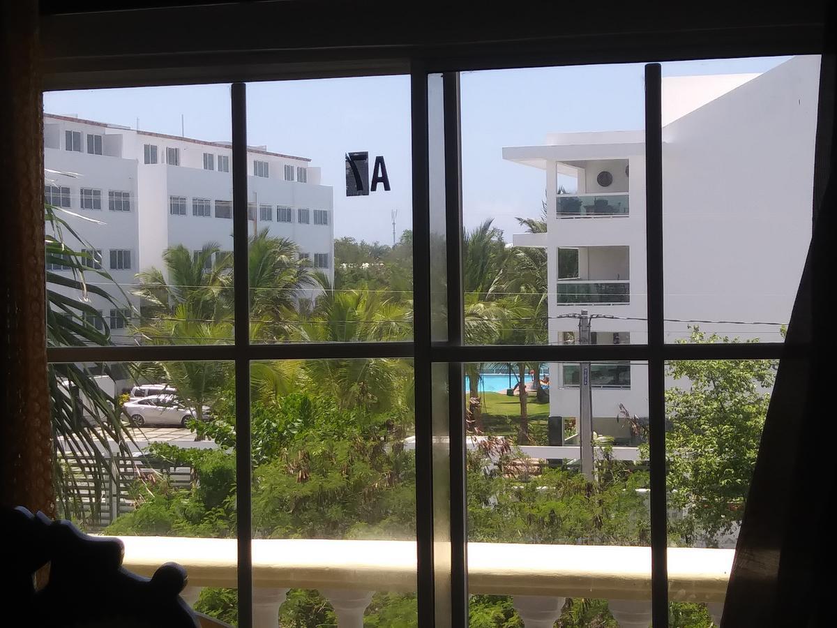 Grand Blue Garden Los Corales Beach Ferienhaus