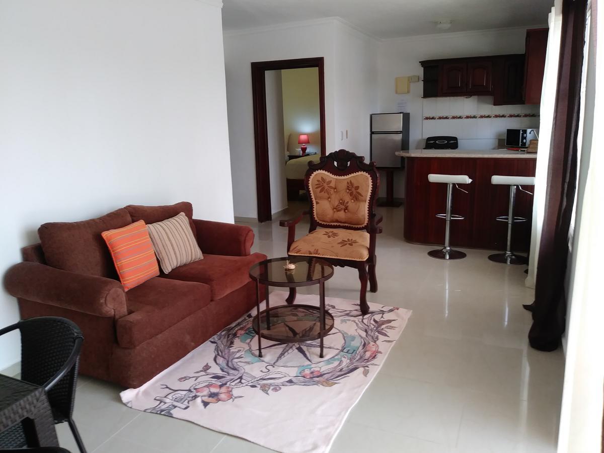 Ferienhaus Grand Blue Garden Los Corales Beach